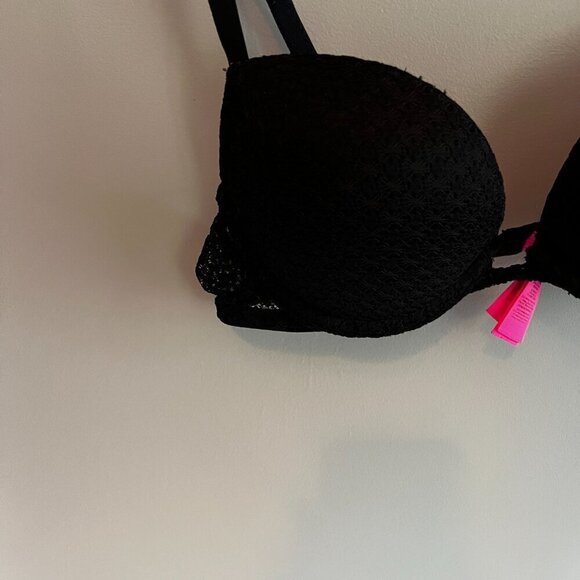 LA SENZA Remix pushup plunge bra Size 32B Black Lace Padded with Underwire - Picture 4 of 11